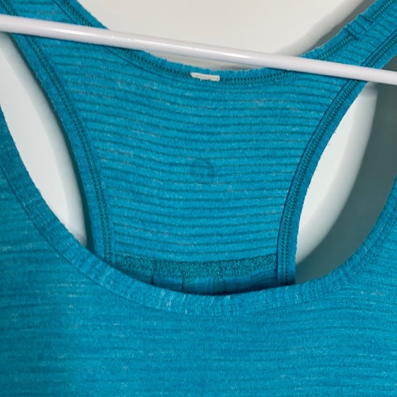 Lululemon Slit Back Salute the Sun Turquoise Tank - Picture 12 of 14